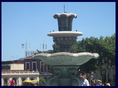 Plaza Mayor de la Constitución 23 - fountain